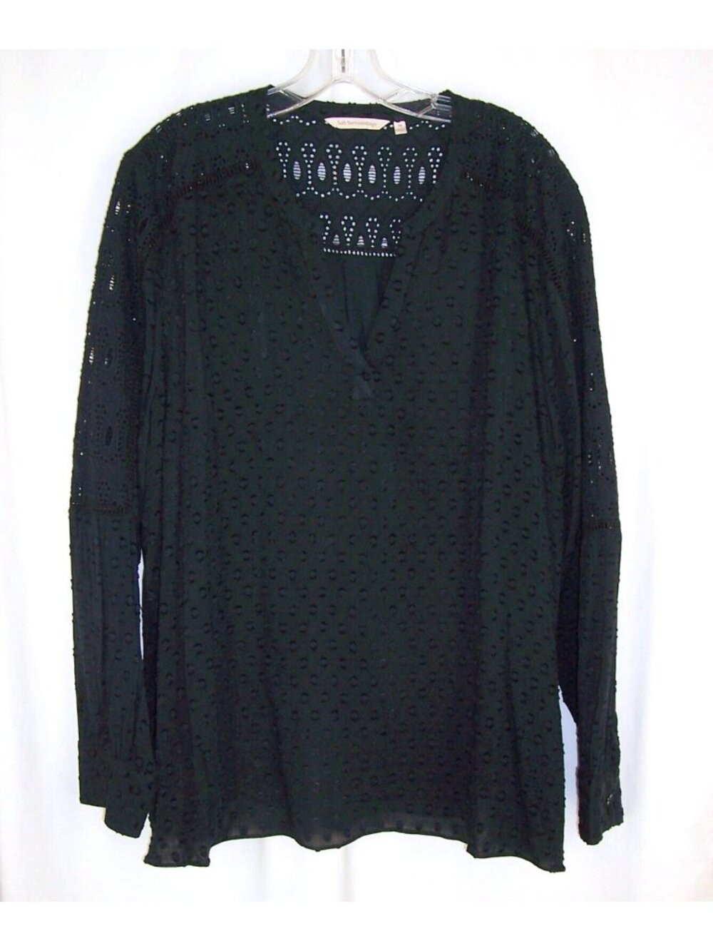 Womems Soft Surroundings 3X Black Eyelet Swiss Dot Top Blouse Long Sleeve Lined